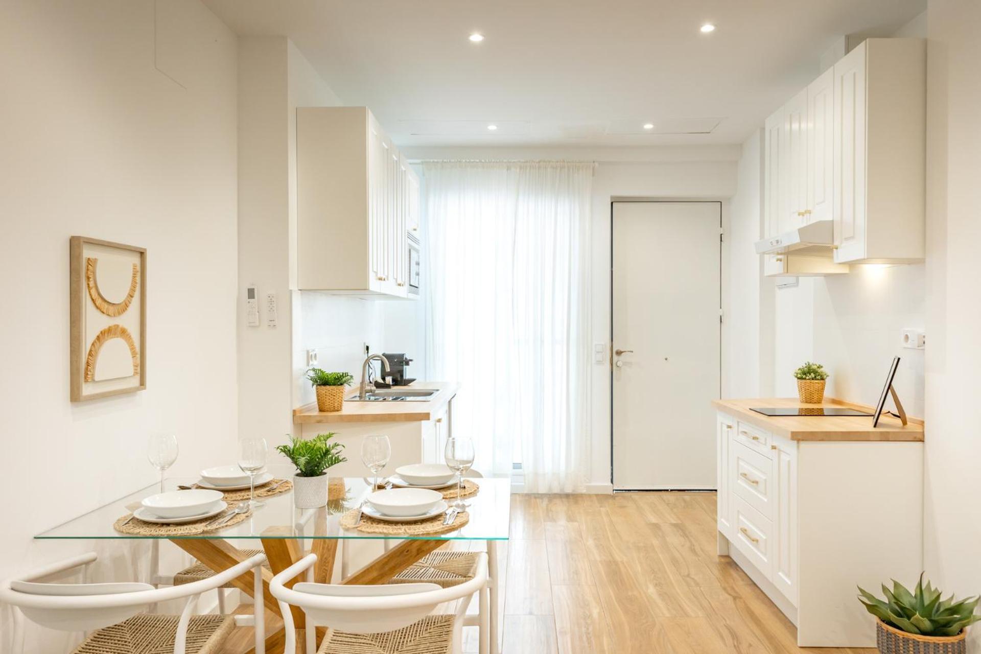 Isg Apartments Triana 1 세비야 외부 사진