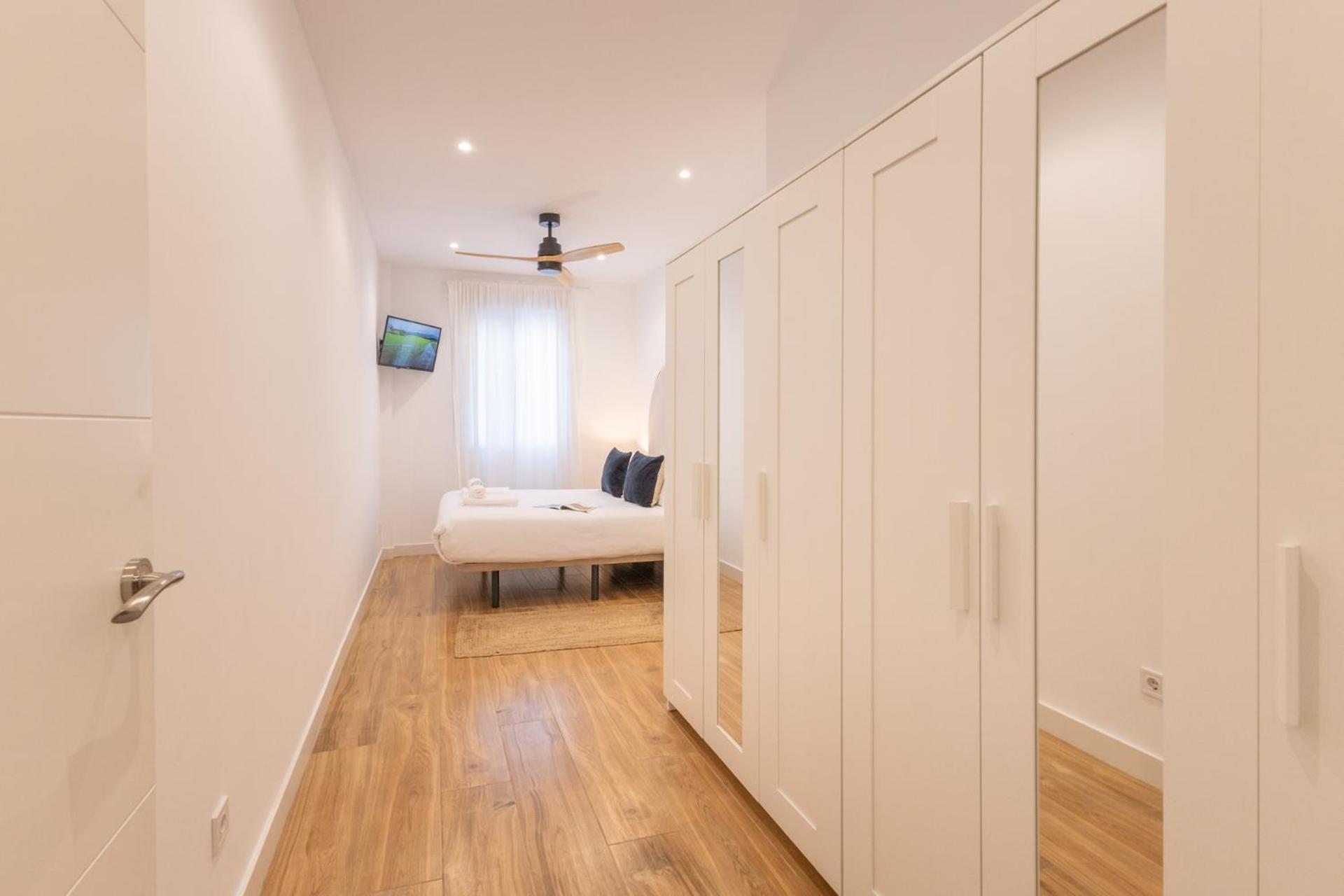 Isg Apartments Triana 1 세비야 외부 사진
